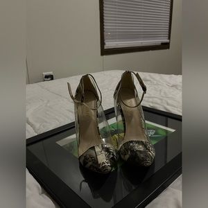 Liliana heels